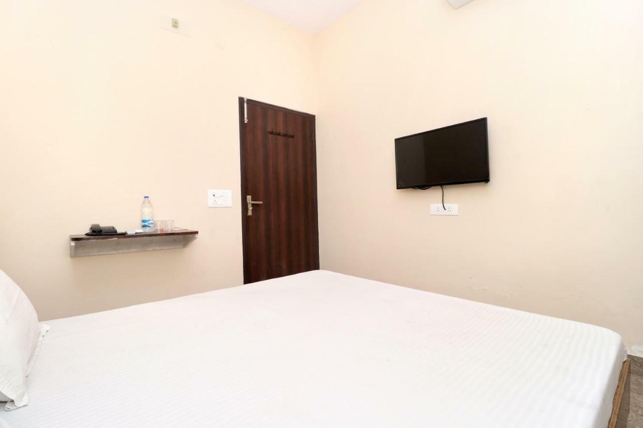 Spot On 38670 Hotel Diamond Jalandhar Exterior photo